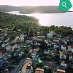Arija *