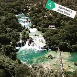 Apartament Arija